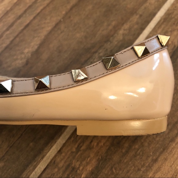 Valentino Nude Rockstud Patent Ballet Flats 34 4 - Picture 5 of 8
